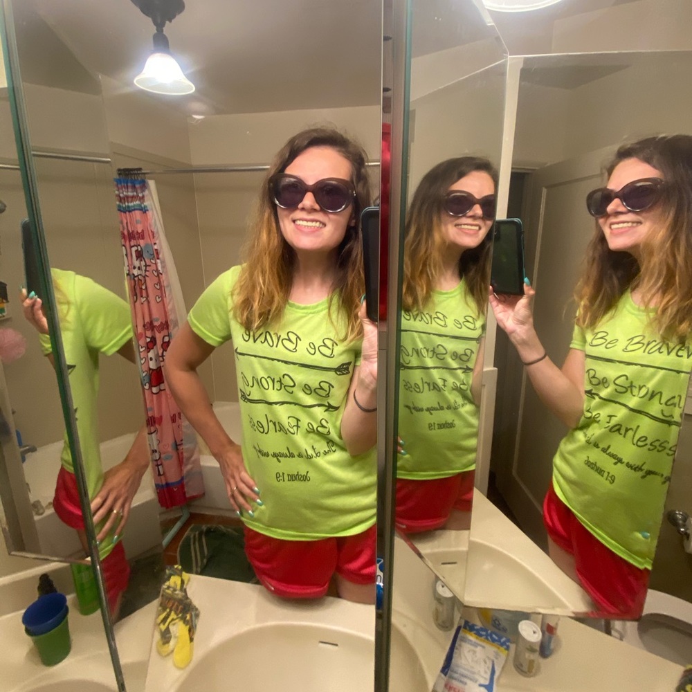 Authentic Gucci sunglasses - Picture 9 of 11